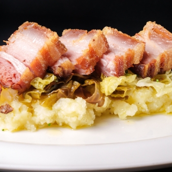 Trinxat fresc d’estiu amb rosta cruixent Trinxat fresc d’estiu amb rosta cruixent